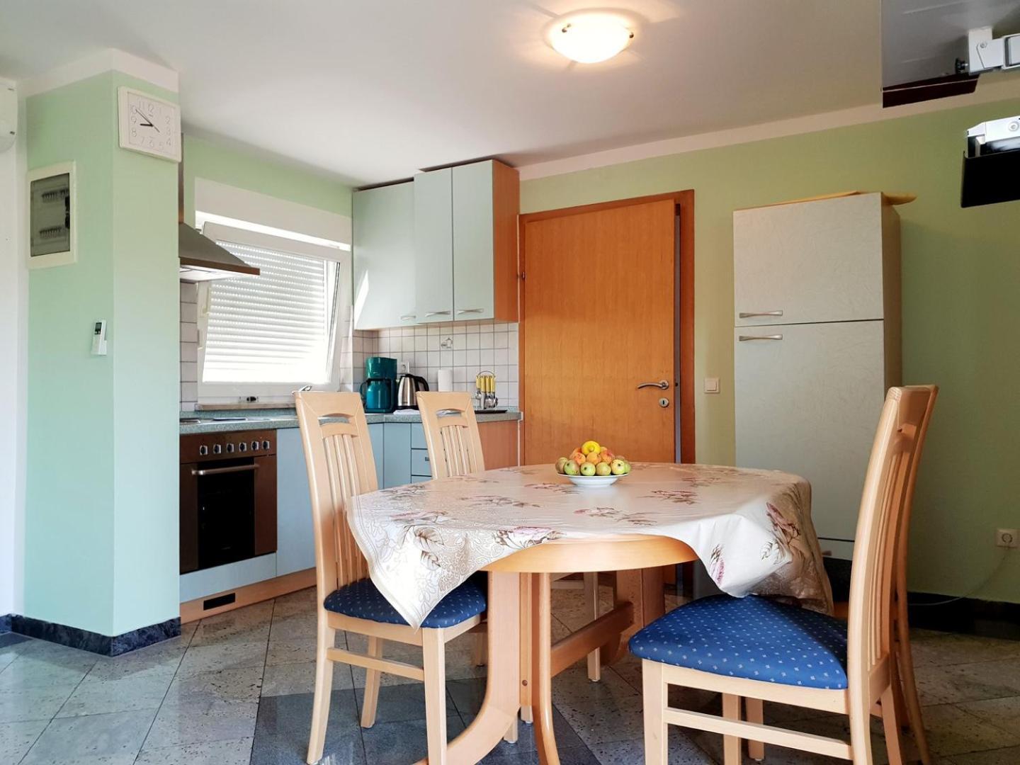 Apartments Vodopija Солине Екстериор снимка